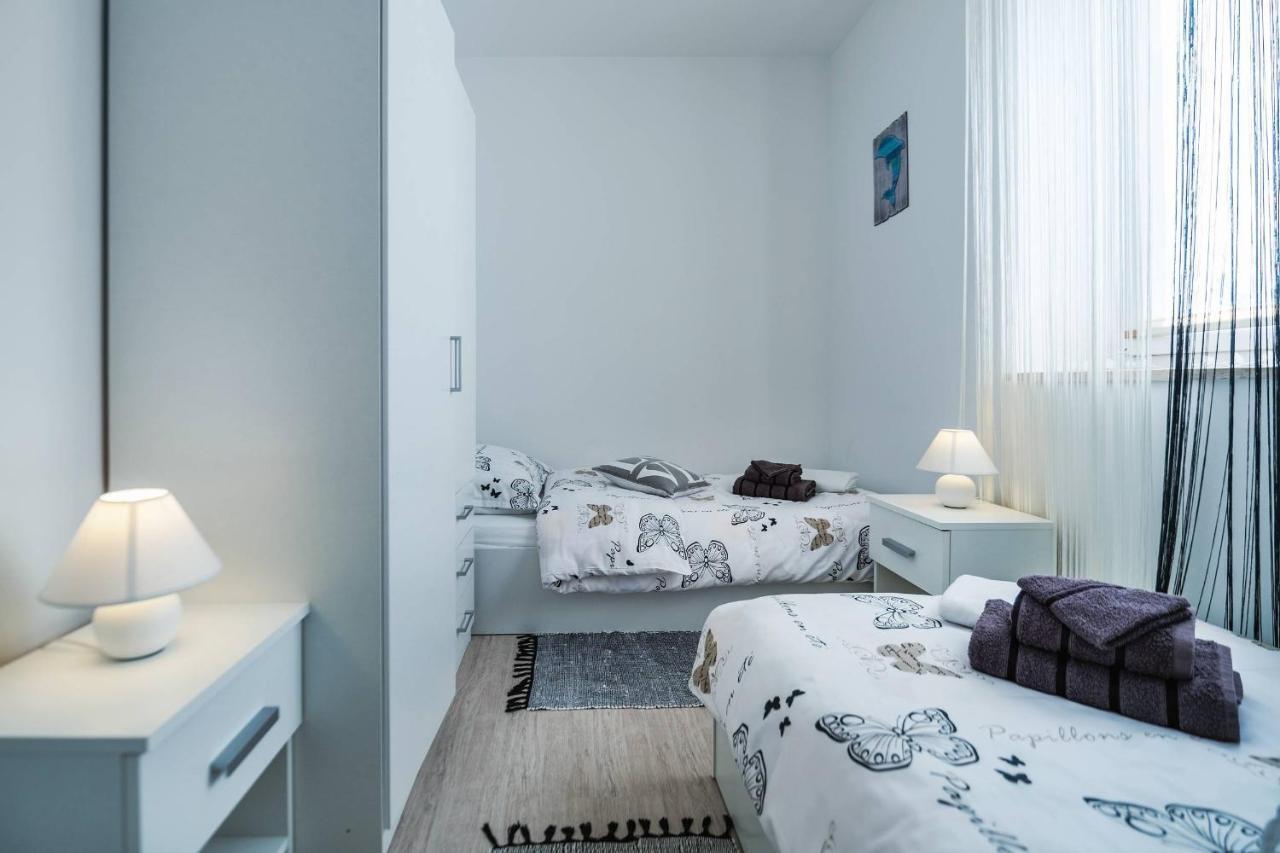 Apartment Petra Pola Esterno foto